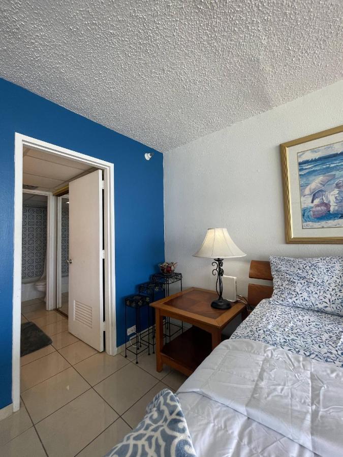 Tropical Studio At The Beach In Isla Verde San Juan Exteriör bild