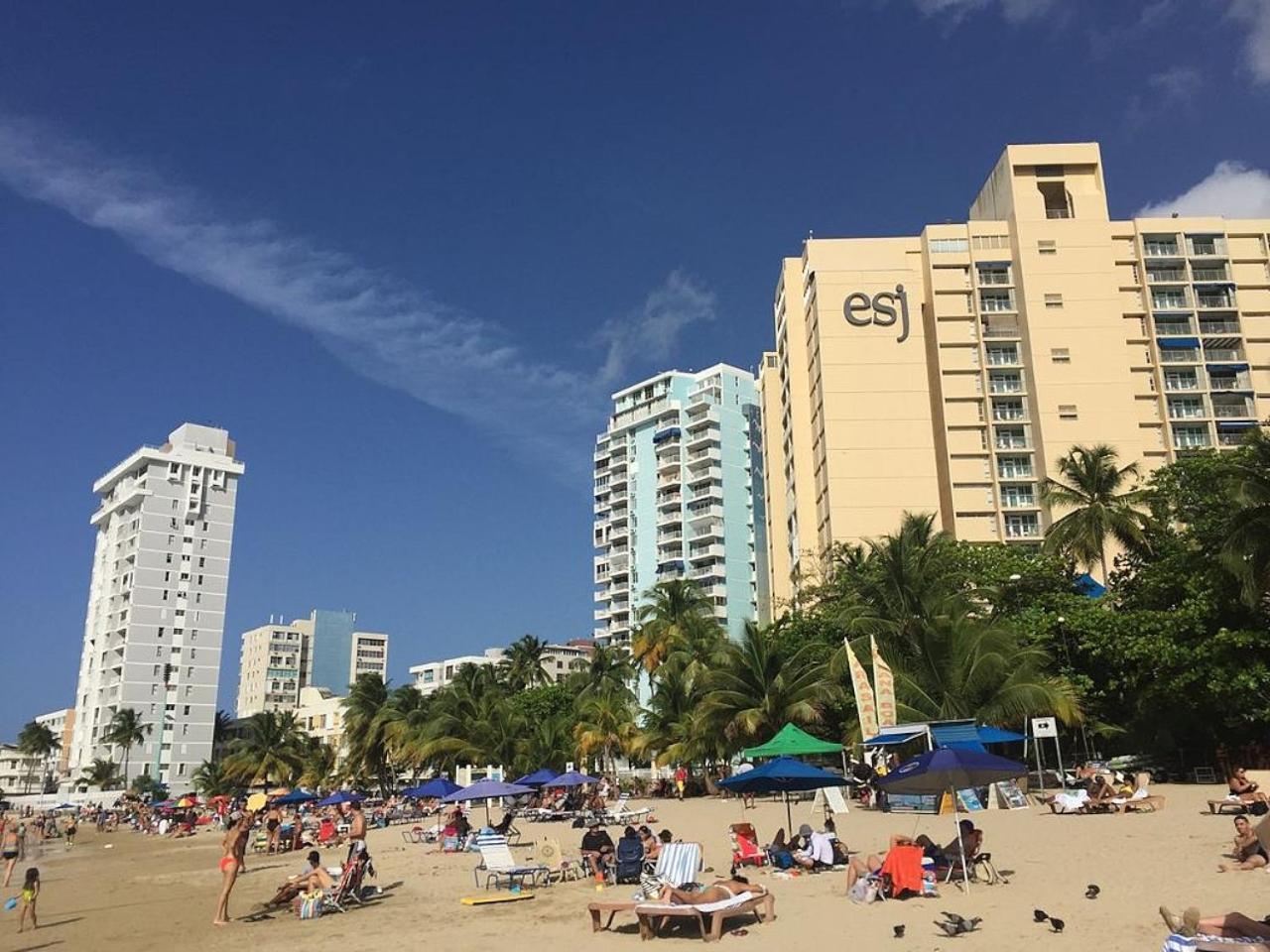 Tropical Studio At The Beach In Isla Verde San Juan Exteriör bild